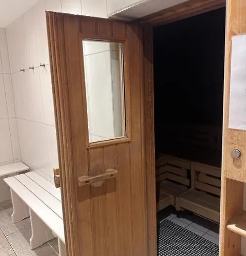 Doris Mit Hallenbad Und Sauna By Monicare Appartamento