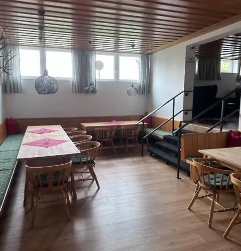 Doris Mit Hallenbad Und Sauna By Monicare