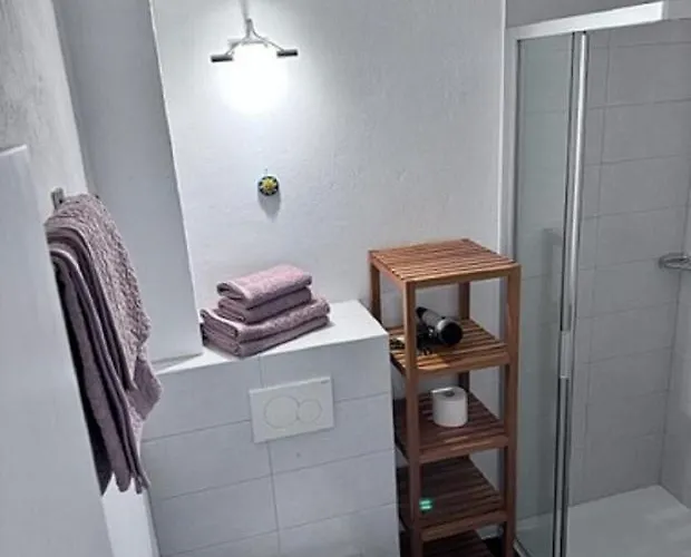 Doris Mit Hallenbad Und Sauna By Monicare *