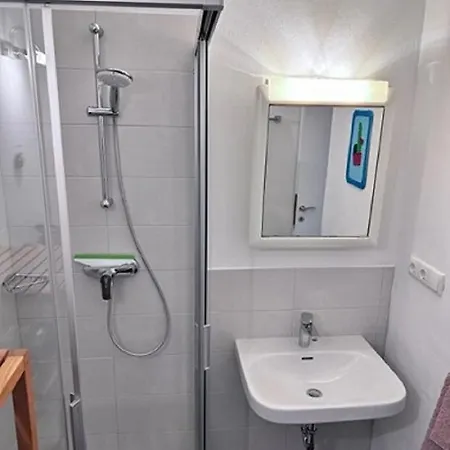 Doris Mit Hallenbad Und Sauna By Monicare Apartamento Seefeld in Tirol
